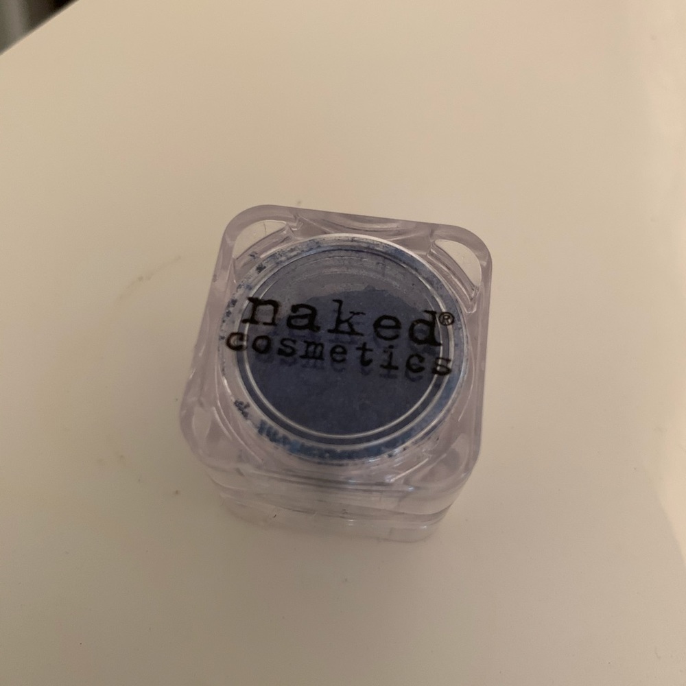 Blue sparkly powder